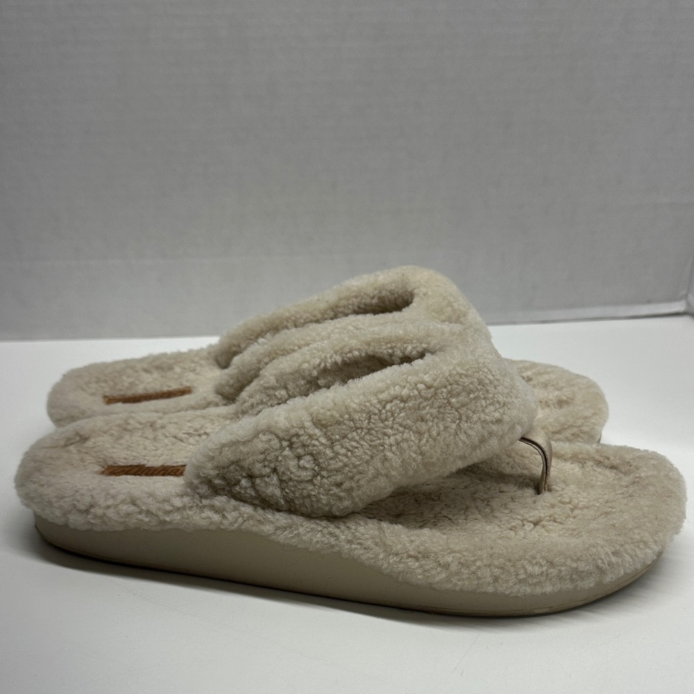 OluKai Kīpe'a Kipea Heu Sherpa Lined Thong Flip Flop Wool Slippers Sandals 8 *